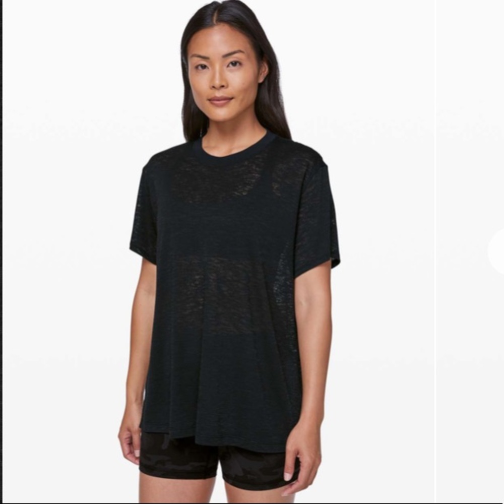 Lululemon Tee